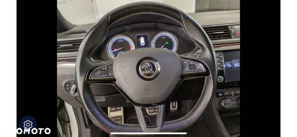 Skoda Superb 1.8 TSI Sportline DSG - 16