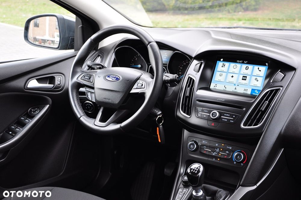 Ford Focus 1.5 EcoBlue STart-Stopp-System TITANIUM - 5