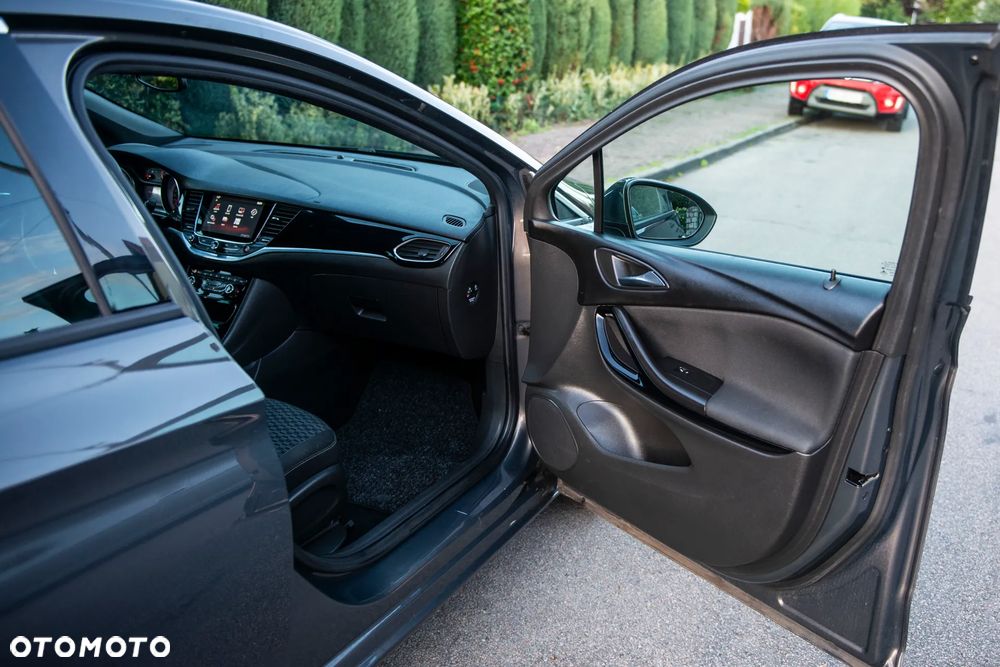 Opel Astra 1.4 Turbo Edition - 36