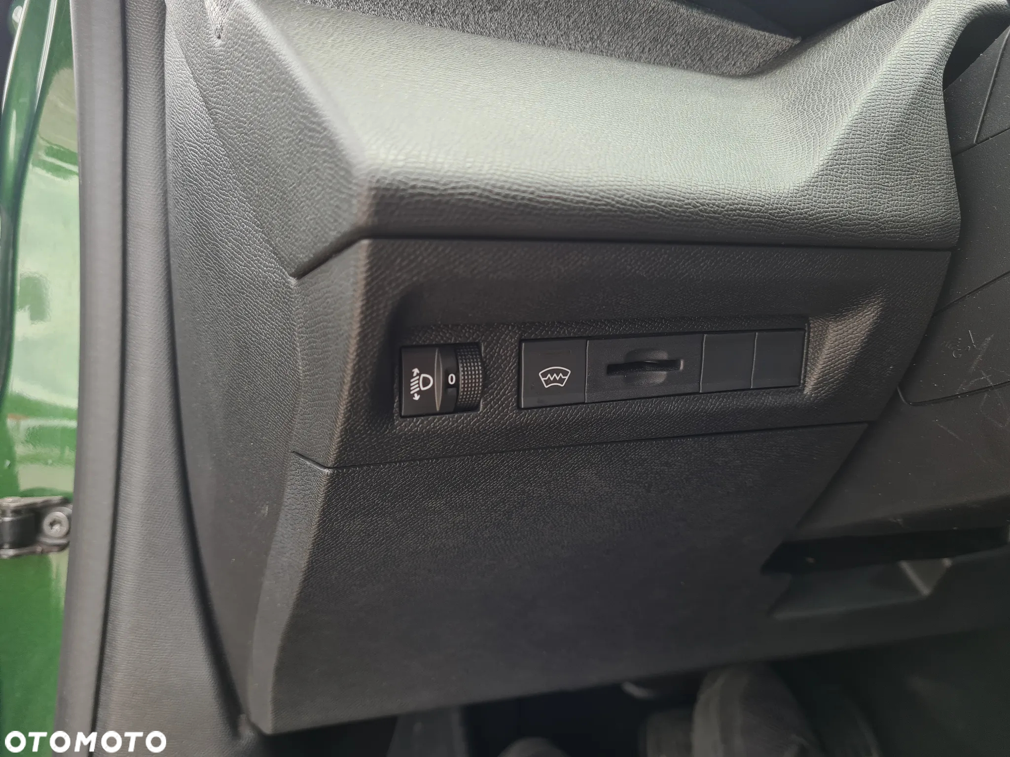 Peugeot 308 1.2 PureTech Allure Pack S&S EAT8 - 11