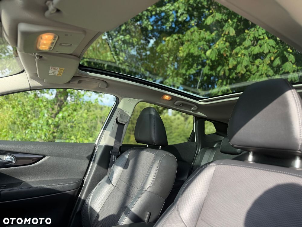 Nissan Qashqai 1.2 DIG-T Tekna EU6 - 10