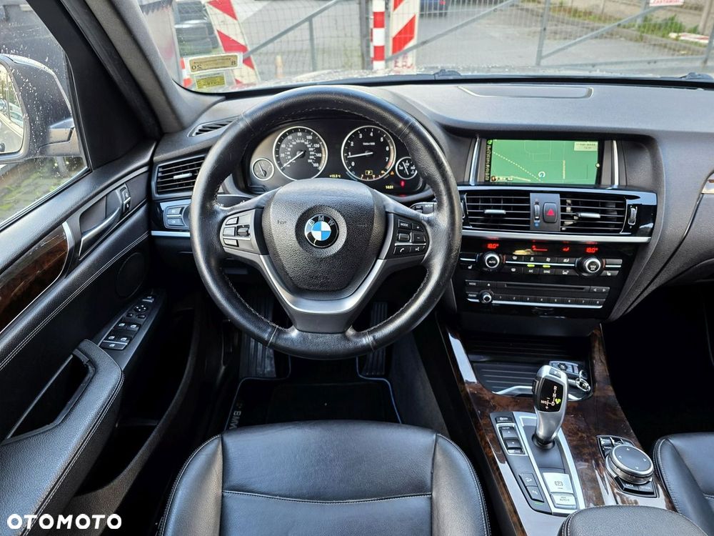 BMW X3 xDrive28i xLine - 15