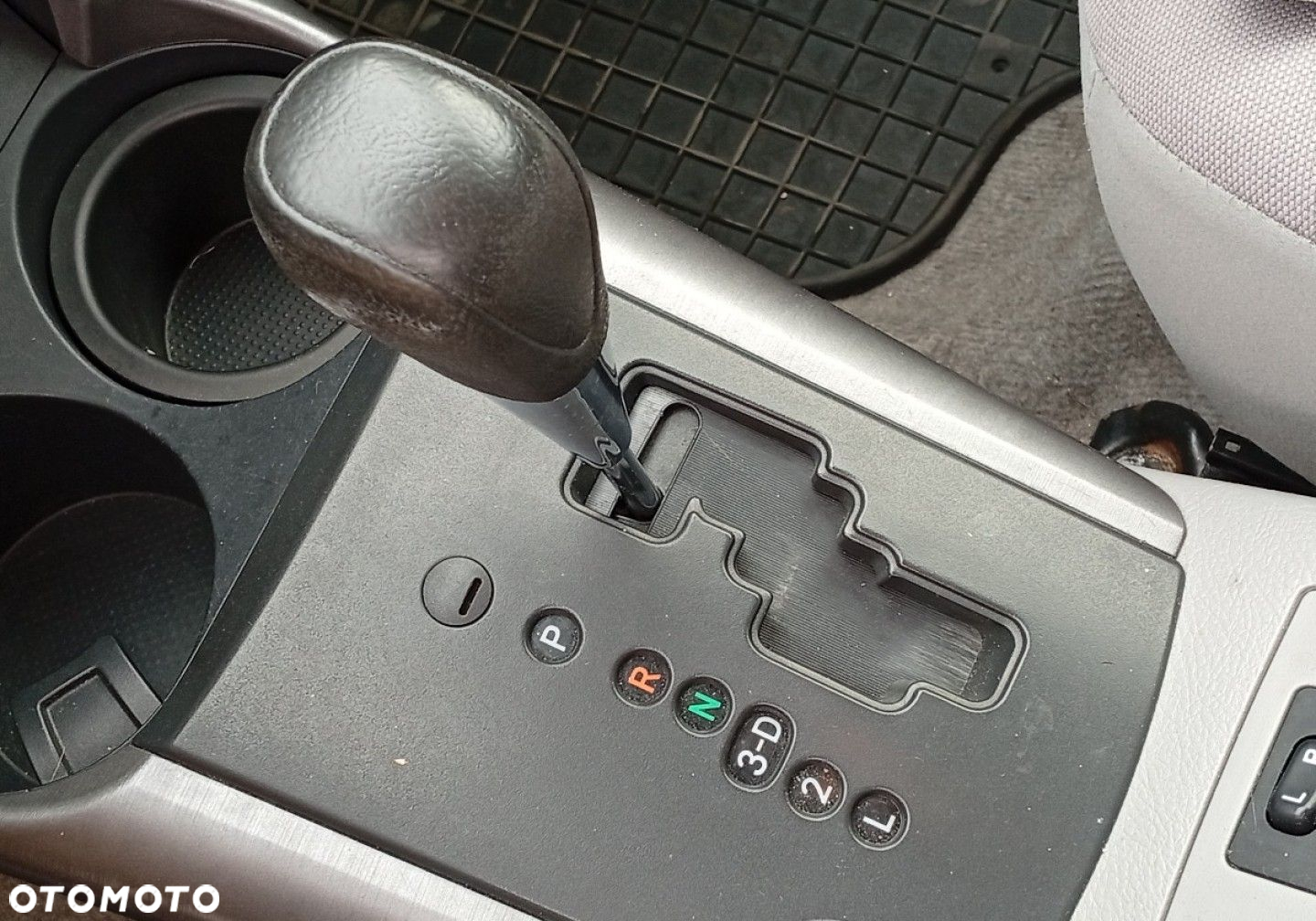 Toyota RAV4 - 26