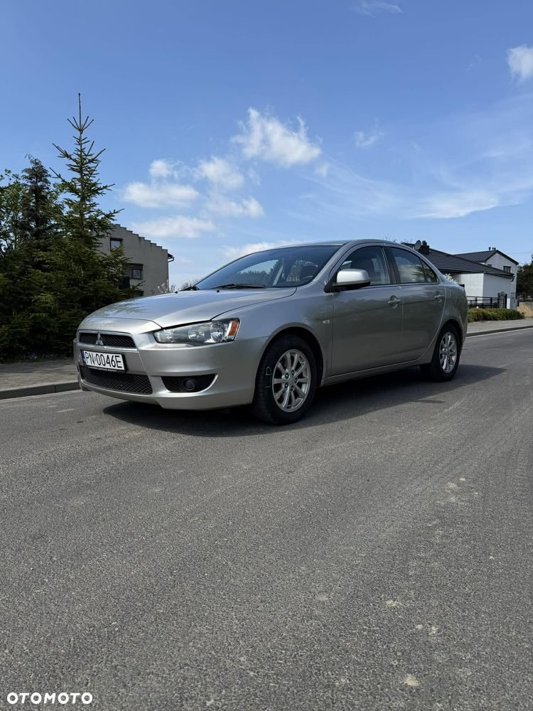 Mitsubishi Lancer - 3