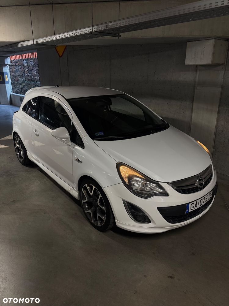 Opel Corsa 1.6 Turbo OPC - 24