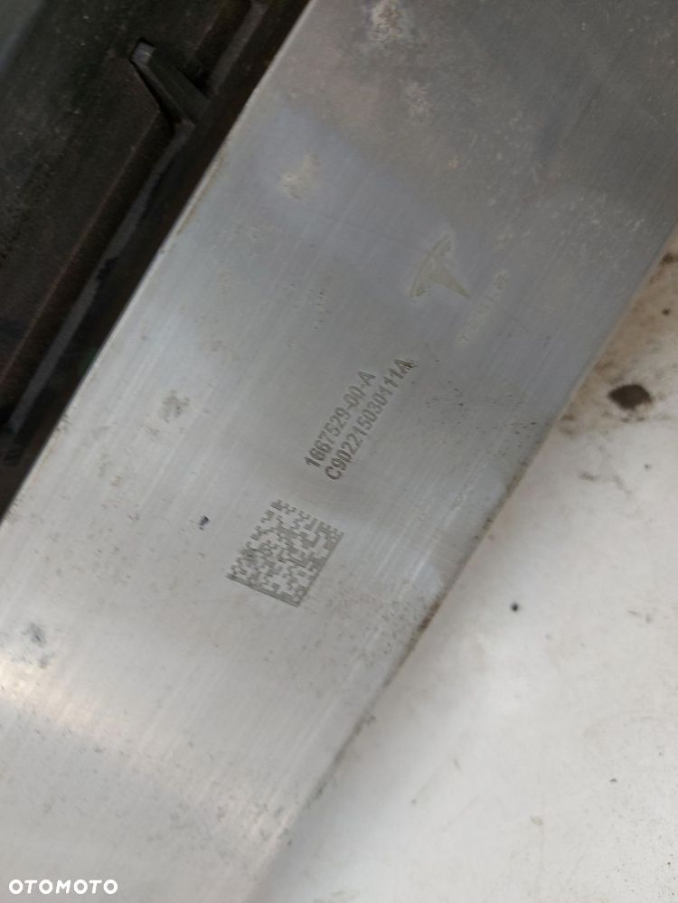 TESLA MODEL Y 2022r CHŁODNICE PAS PRZEDNI WZMOCNIENIE 1660012-00-B - 16
