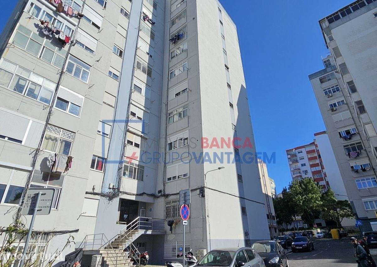 T1 com 48 m2 junto ao metro  Águas Livres, na Amadora - Grande imagem: 4/6