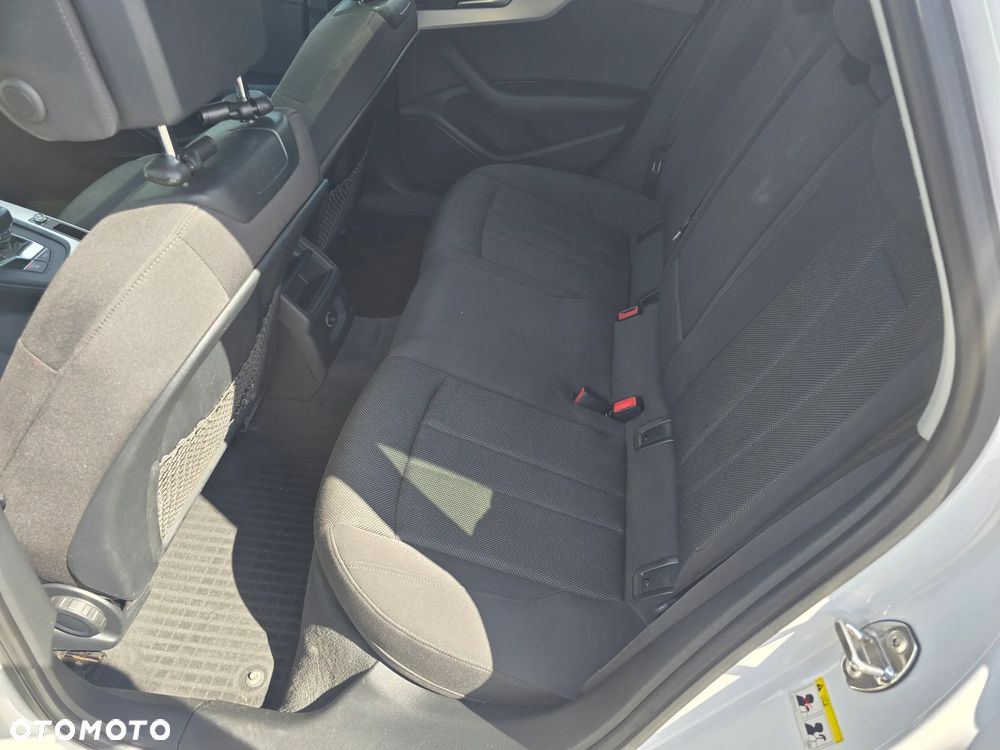 Audi A4 Avant 2.0 TDI DPF clean diesel quattro S tronic S line Sportpaket - 21