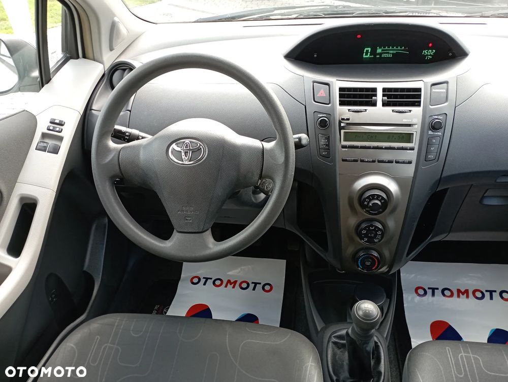 Toyota Yaris 1.0 Luna - 13