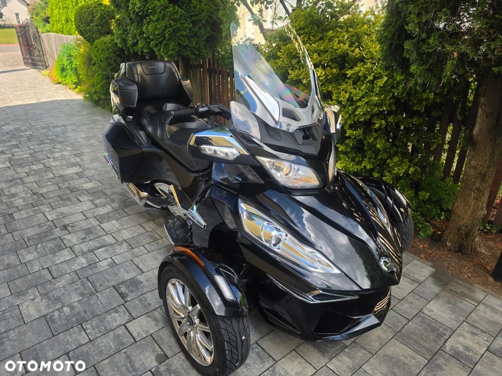 Can-Am Spyder - 1