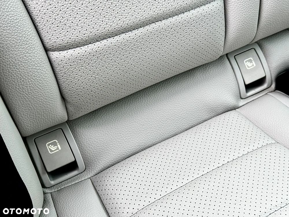 Mercedes-Benz Klasa C 200 (BlueTEC) d Avantgarde - 34