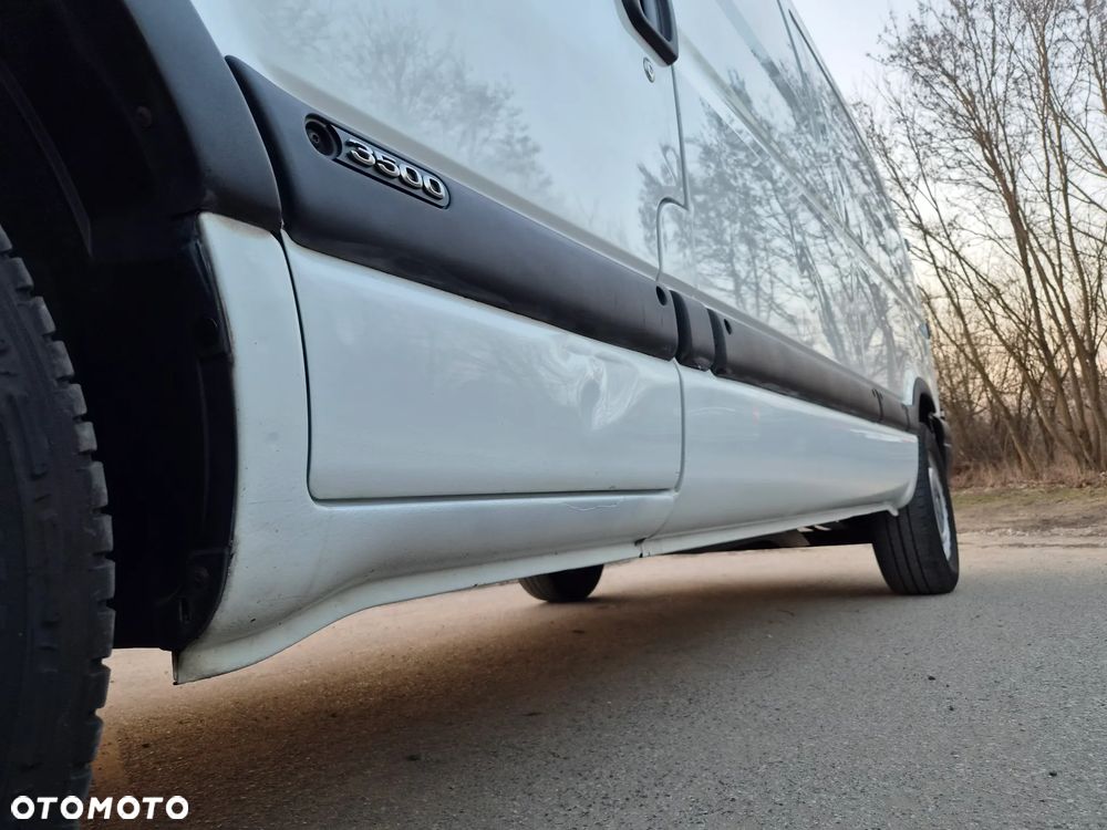 Renault Master - 24