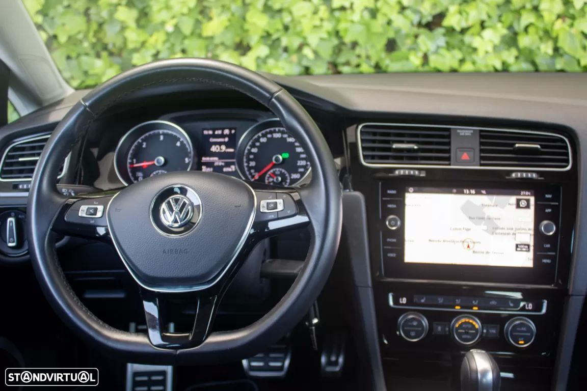 VW Golf 1.6 TDI Confortline DSG - 15