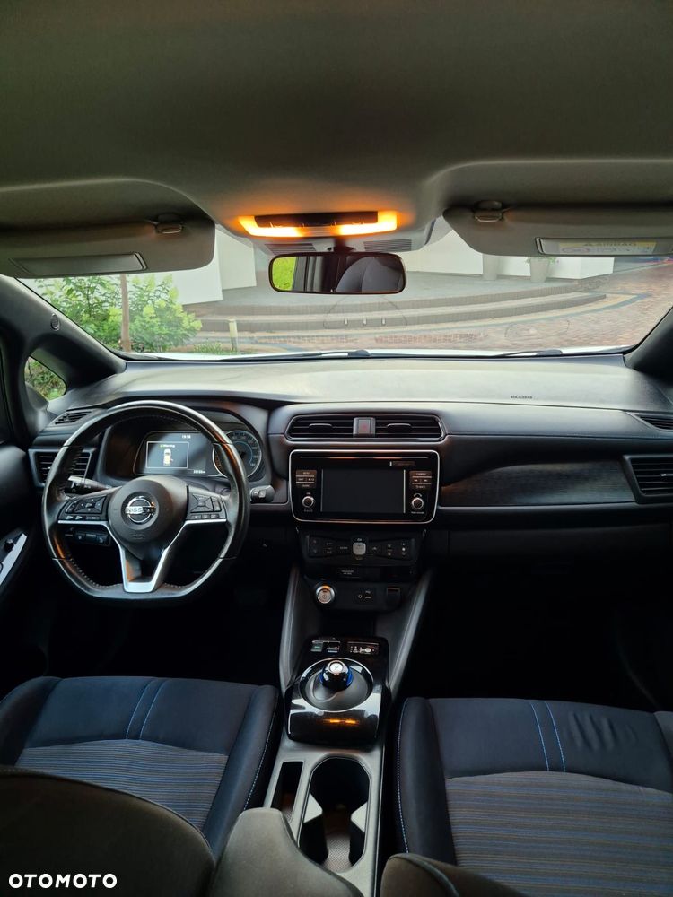 Nissan Leaf 40kWh 10 - 12