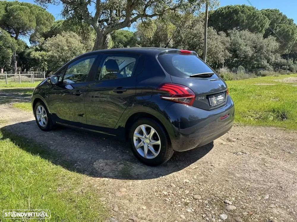 Peugeot 208 1.2 PureTech Active - 4