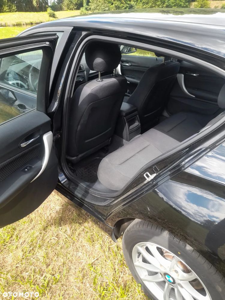 BMW Seria 1 116d EfficientDynamics - 6