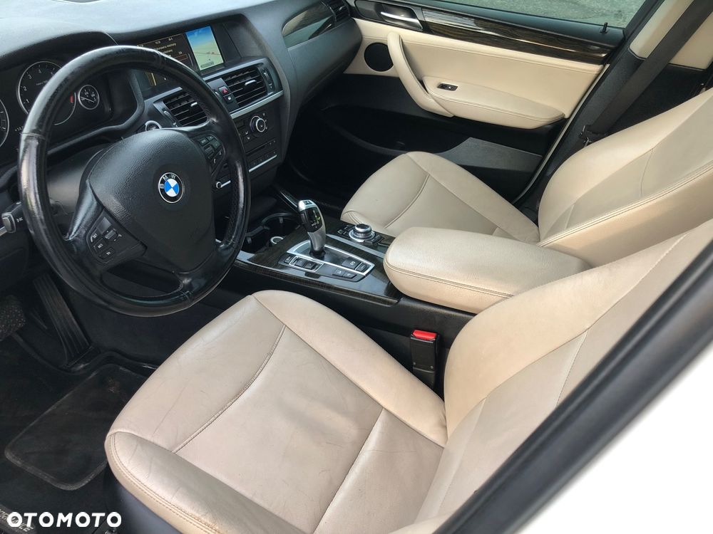 BMW X3 xDrive28i Sport-Aut - 12