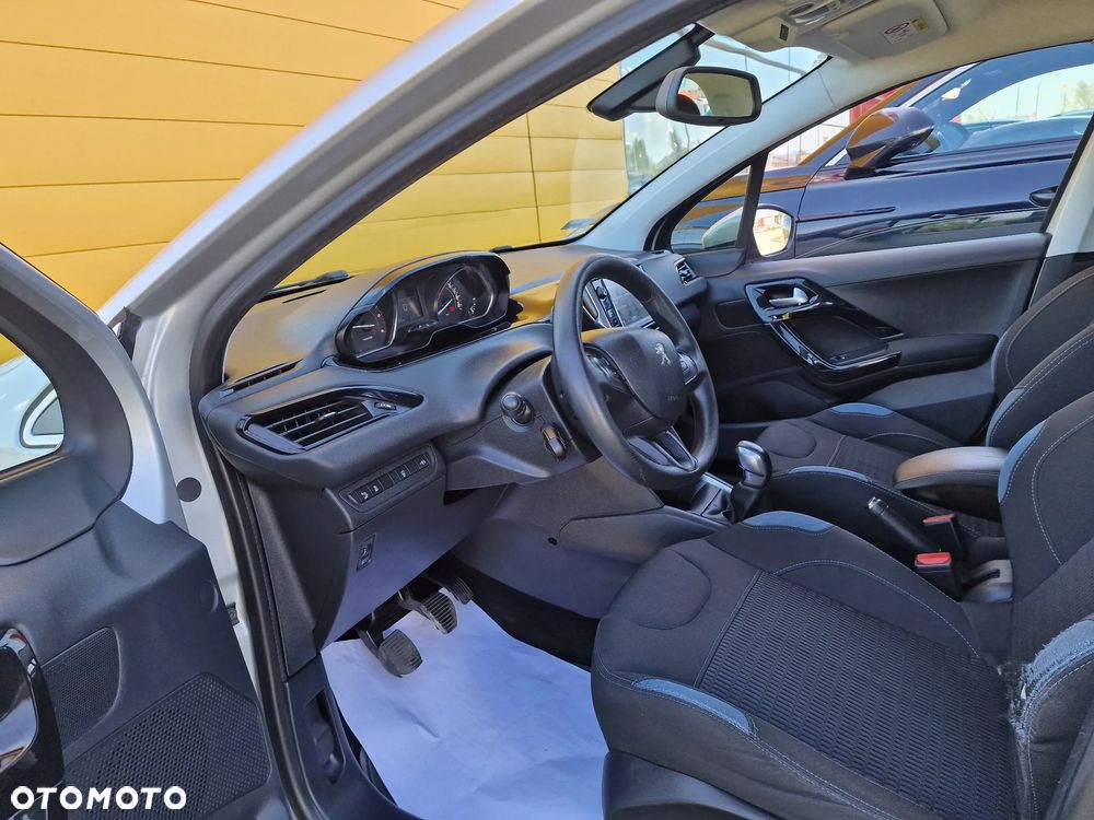 Peugeot 208 HDi 68 Access - 24