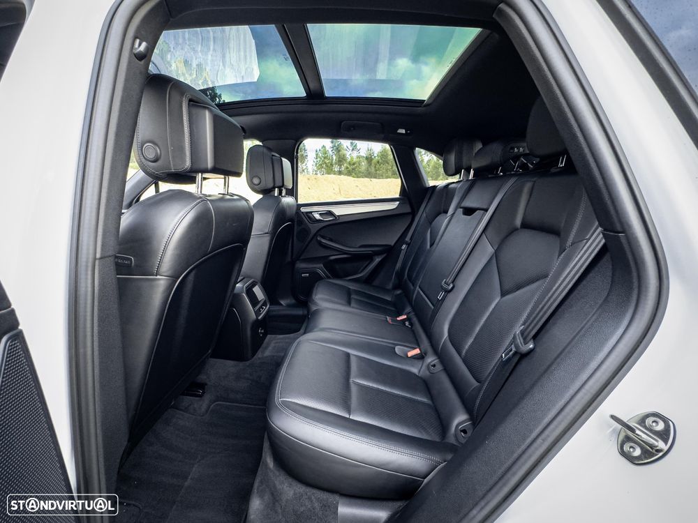 Porsche Macan S - 17