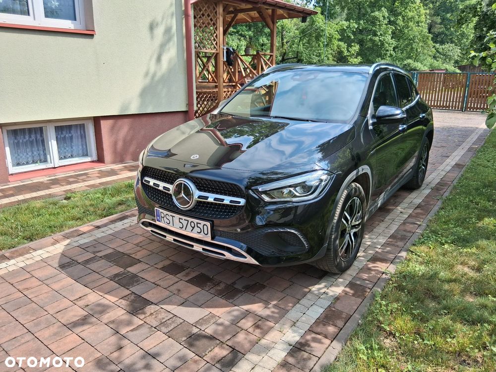 Mercedes-Benz GLA - 3