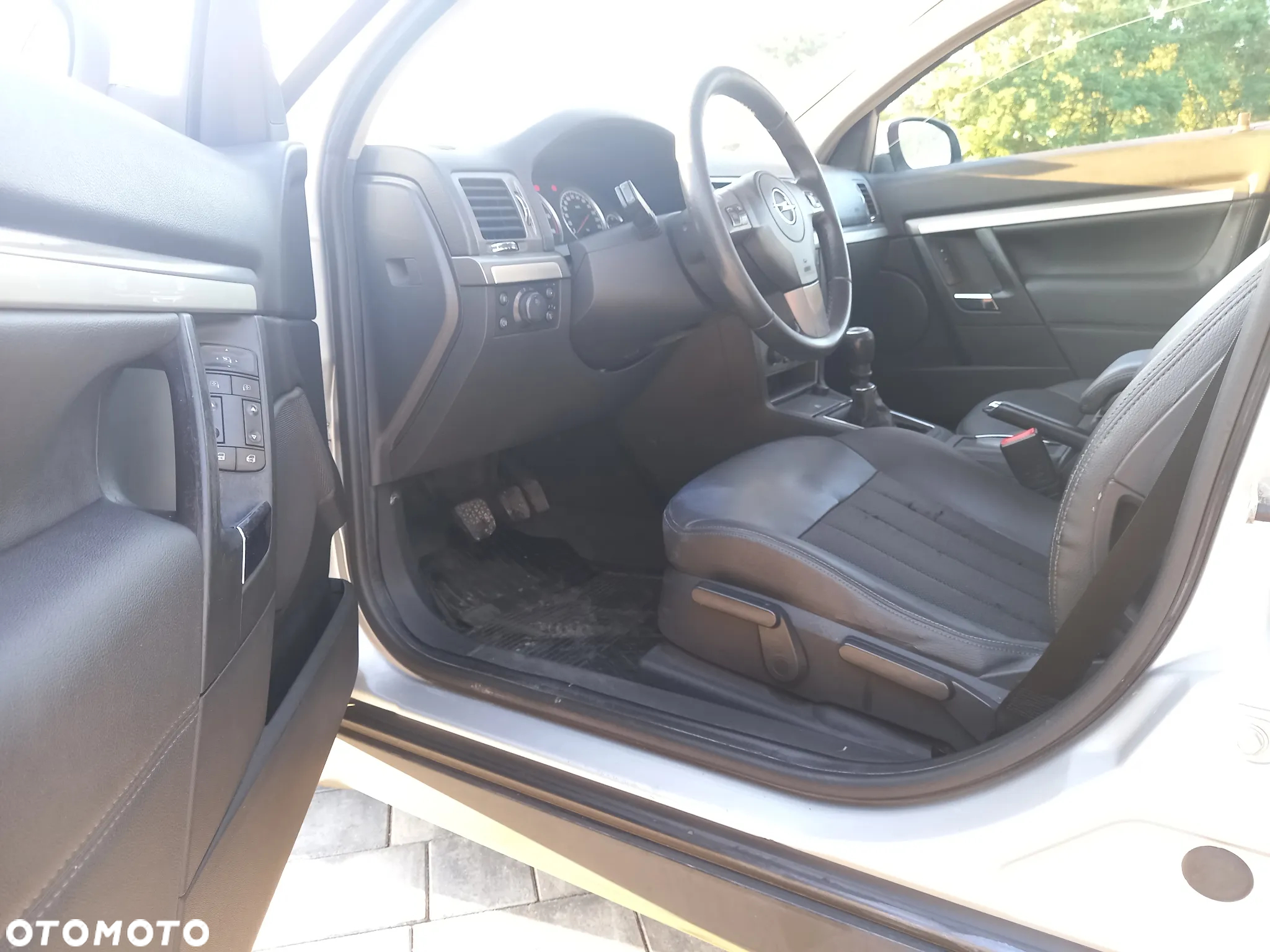 Opel Vectra 1.9 CDTI Cosmo - 14