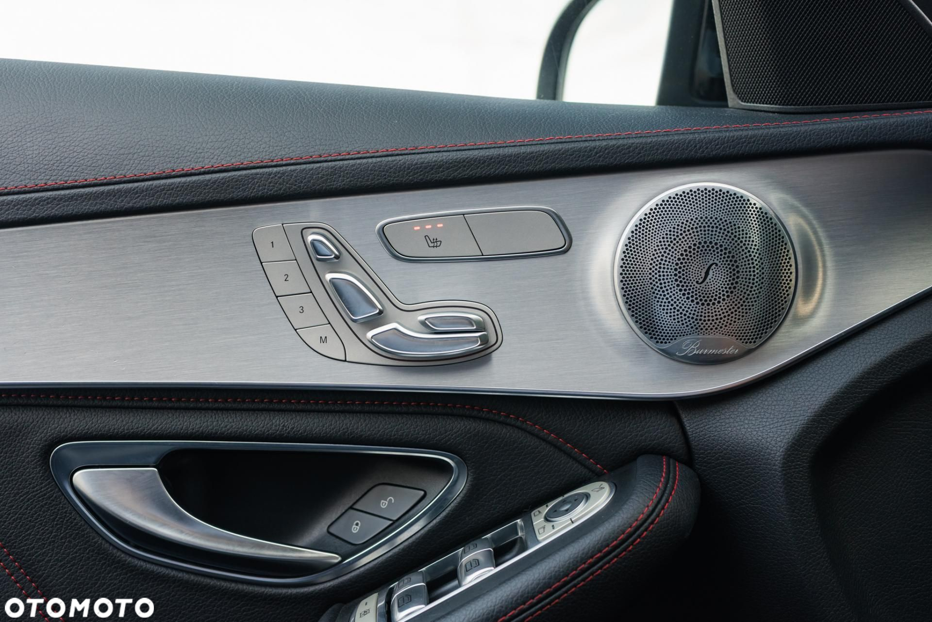 Mercedes-Benz Klasa C 450 AMG 4-Matic 7G-TRONIC - 26
