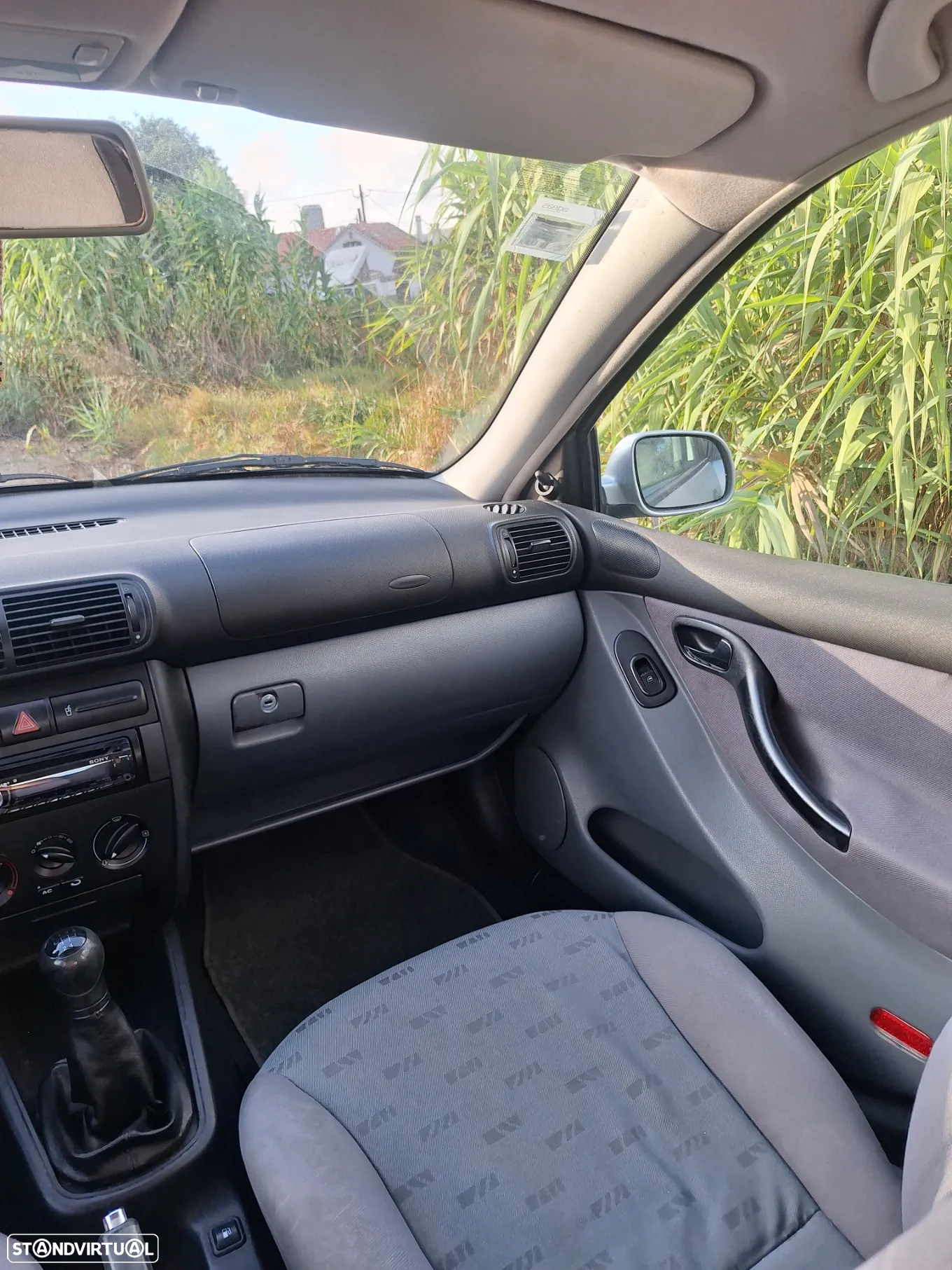 SEAT Leon 1.9 TDI Confort AC - 6