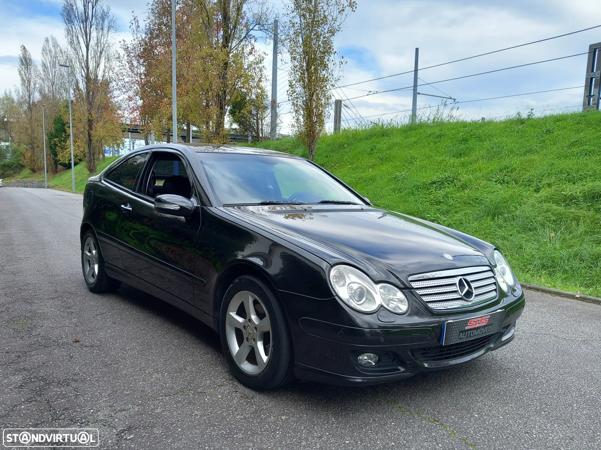 Mercedes-Benz C 220 CDi Sport Coupé Evolution AMG - 2