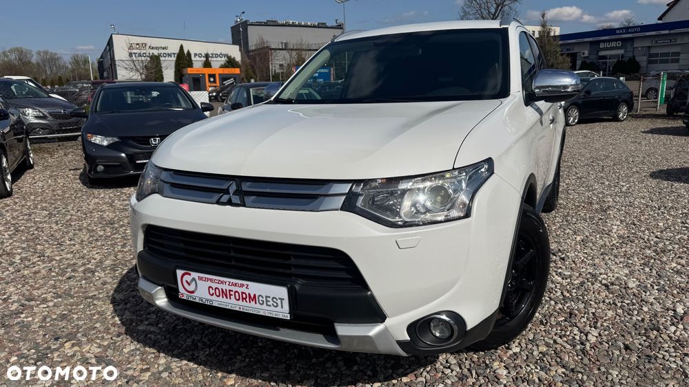 Mitsubishi Outlander 2.0 4WD Invite - 1