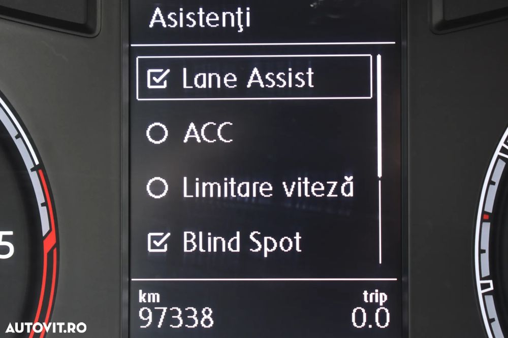 Volkswagen T-ROC 2.0 TDI DSG Design - 38