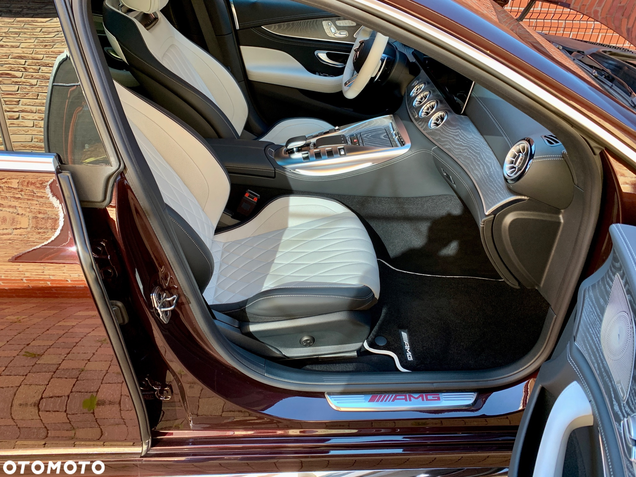 Mercedes-Benz AMG GT 53 4Matic+ Coupe Speedshift TCT 9G Sonderedition - 18