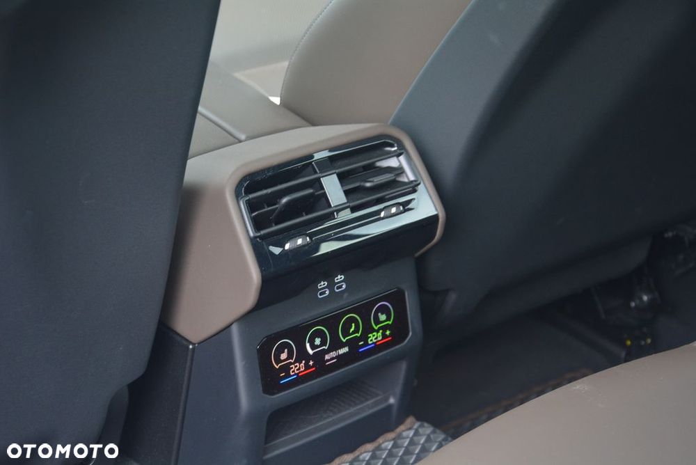 BMW Seria 5 520d xDrive mHEV M Sport Edition - 11