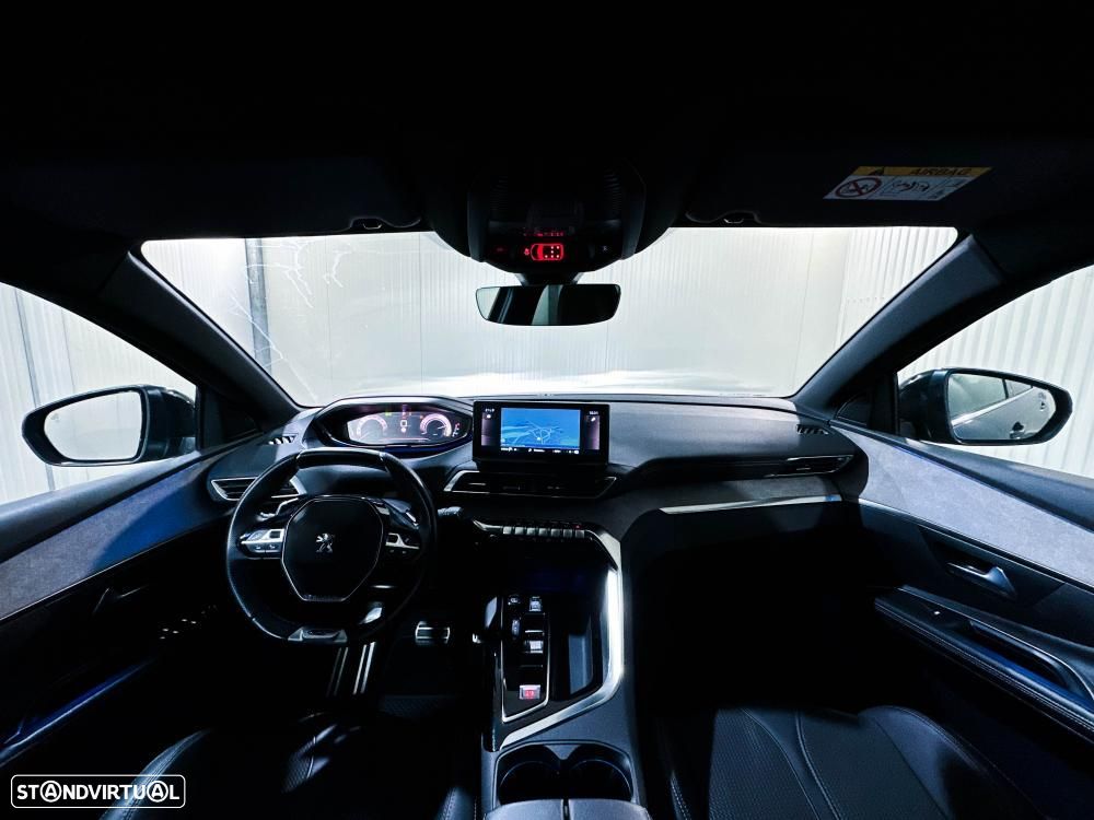 Peugeot 5008 Hybrid 136 e-DSC GT - 11