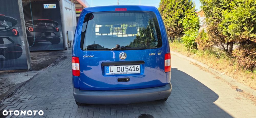 Volkswagen Caddy - 10