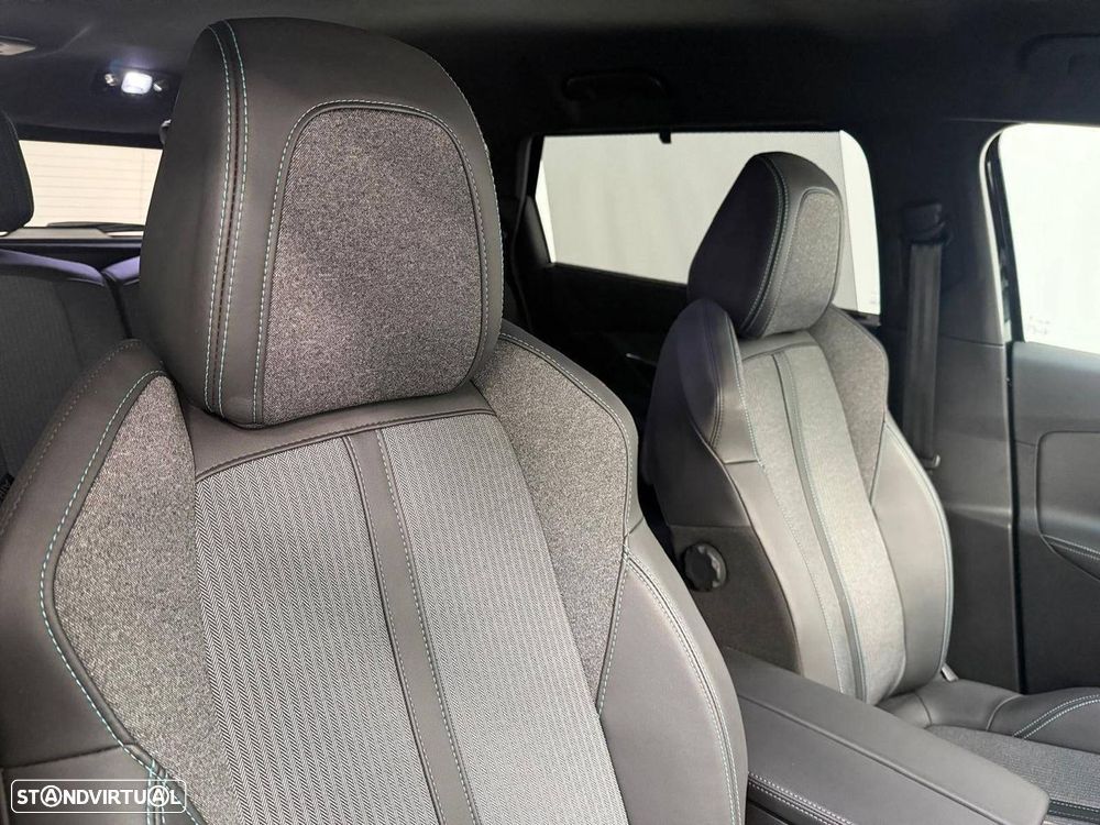 Peugeot 5008 1.5 BlueHDi Allure Pack EAT8 - 16