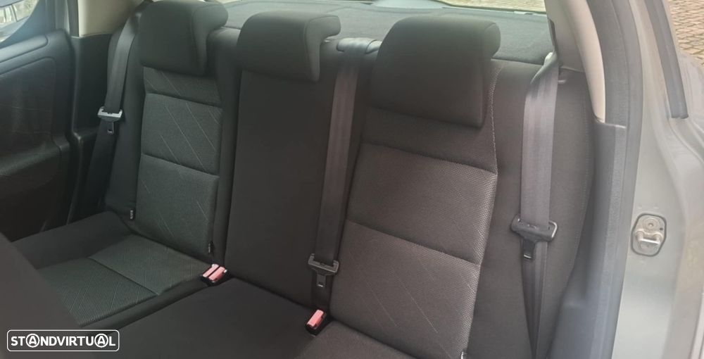 Peugeot 207 1.4 16V Open - 13