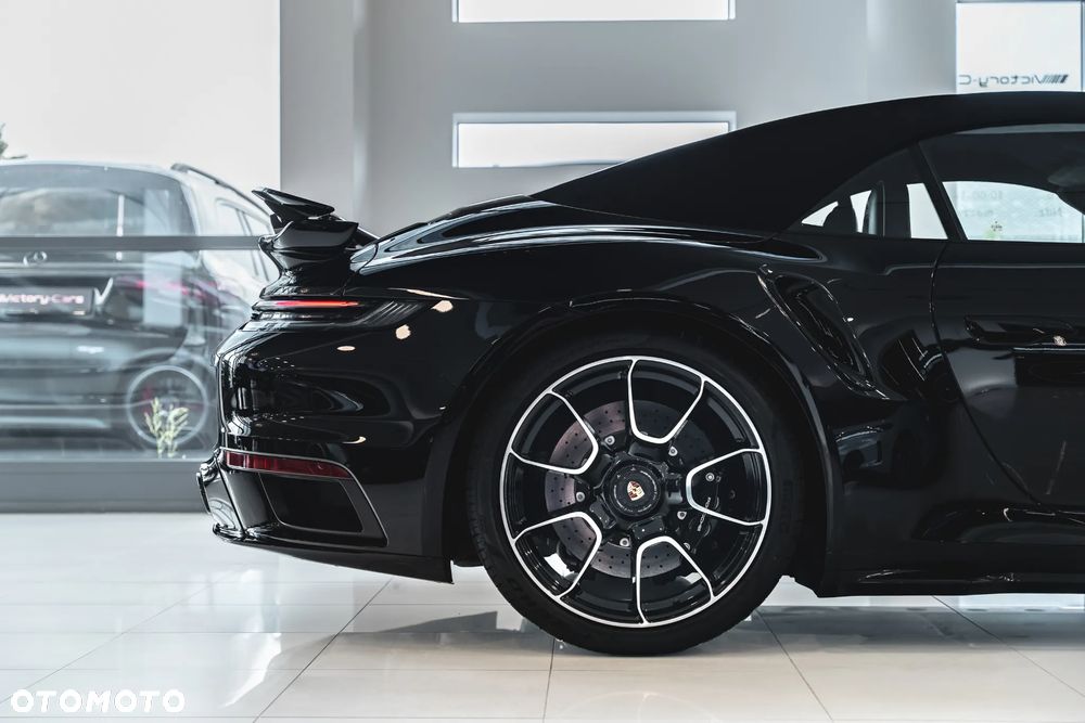 Porsche 911 Turbo S - 14