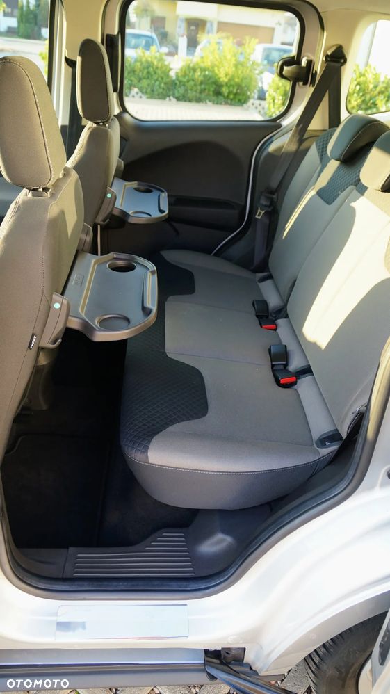 Ford Tourneo Courier 1.0 EcoBoost Trend - 15