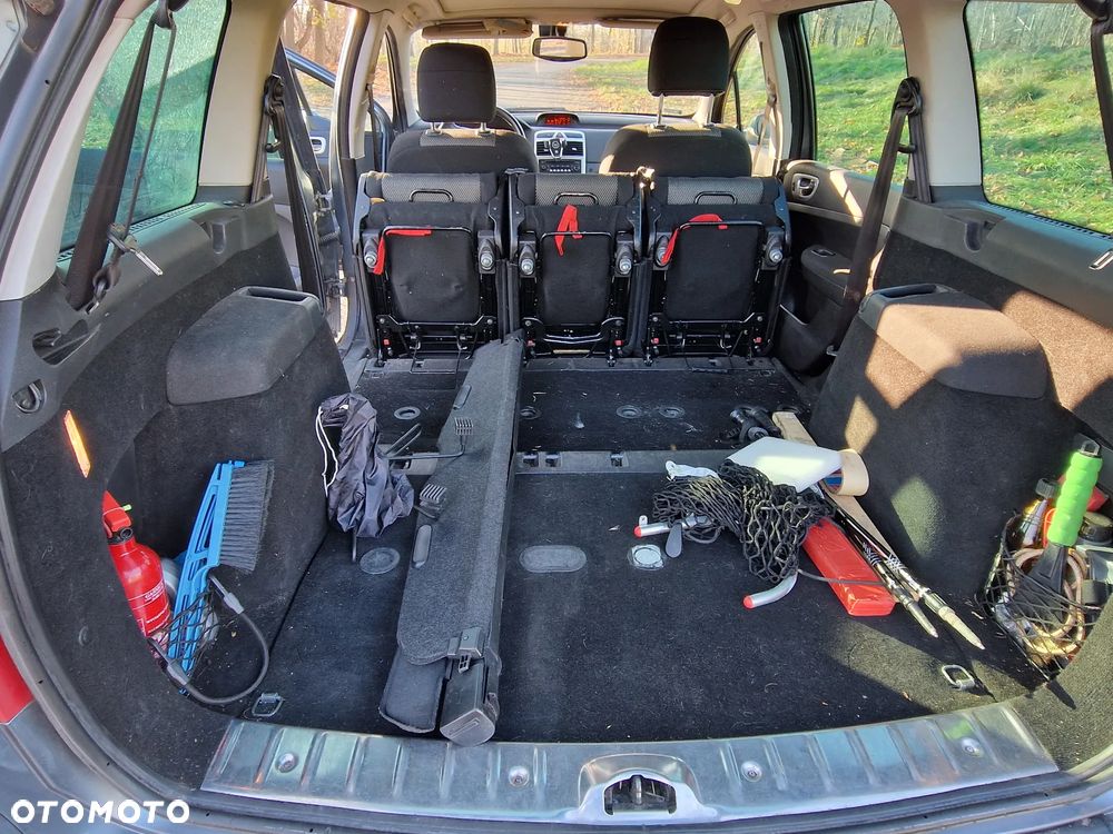 Peugeot 307 HDi SW 135 OXYGO - 24