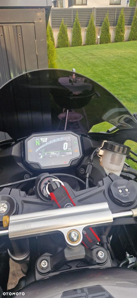 Kawasaki ZX - 11