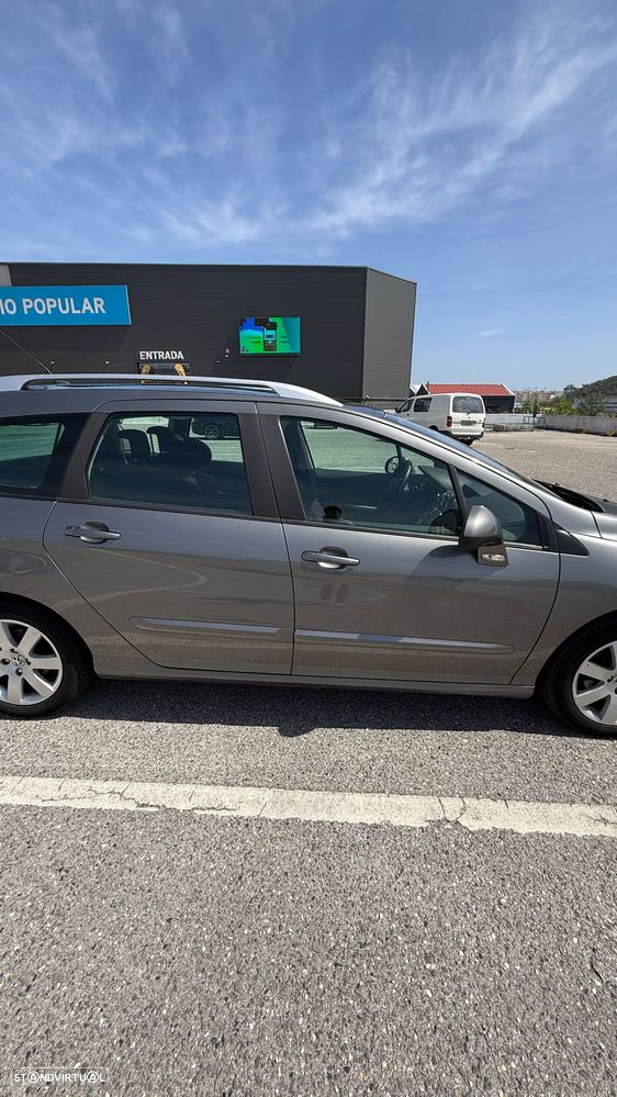 Peugeot 308 SW 1.6 HDi Premium - 21