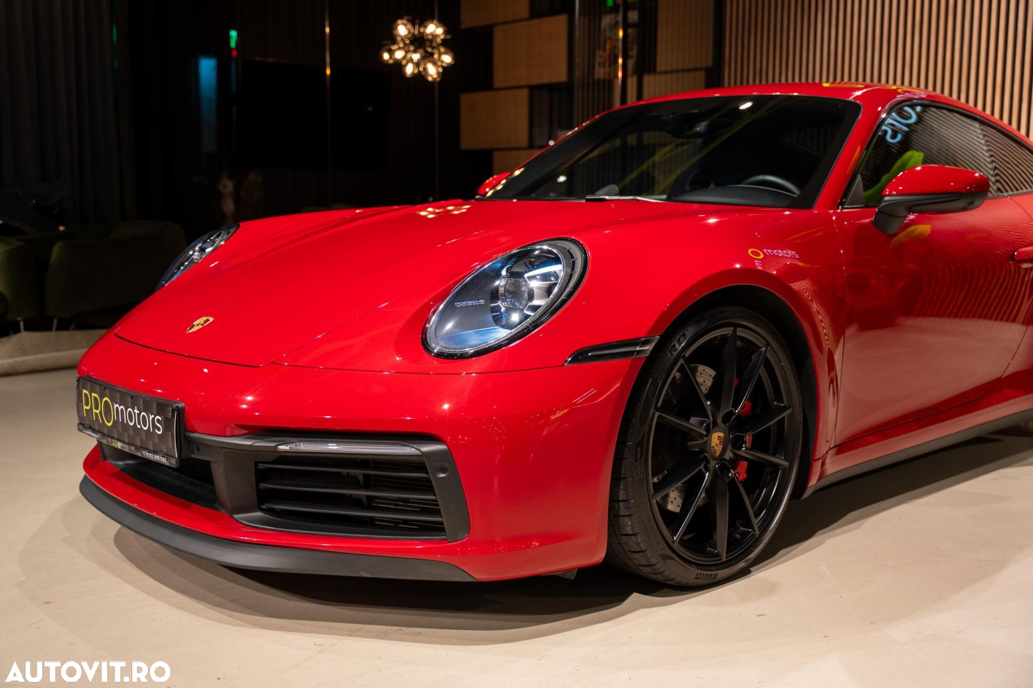 Porsche 911 Carrera S - 2