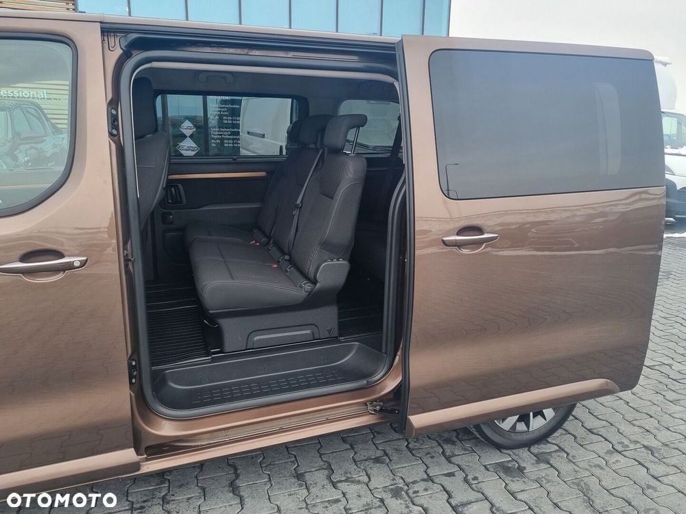 Toyota Proace Verso 2.0 D4-D Medium Family - 12
