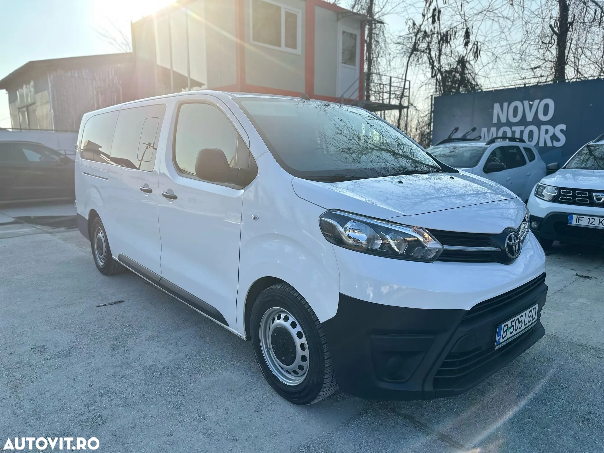 Toyota Proace Verso 1.5 D-4D 120CP 8+1 L2H1 Base - 3