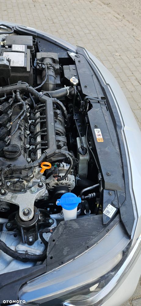 Hyundai i20 blue 1.2 Pure - 14