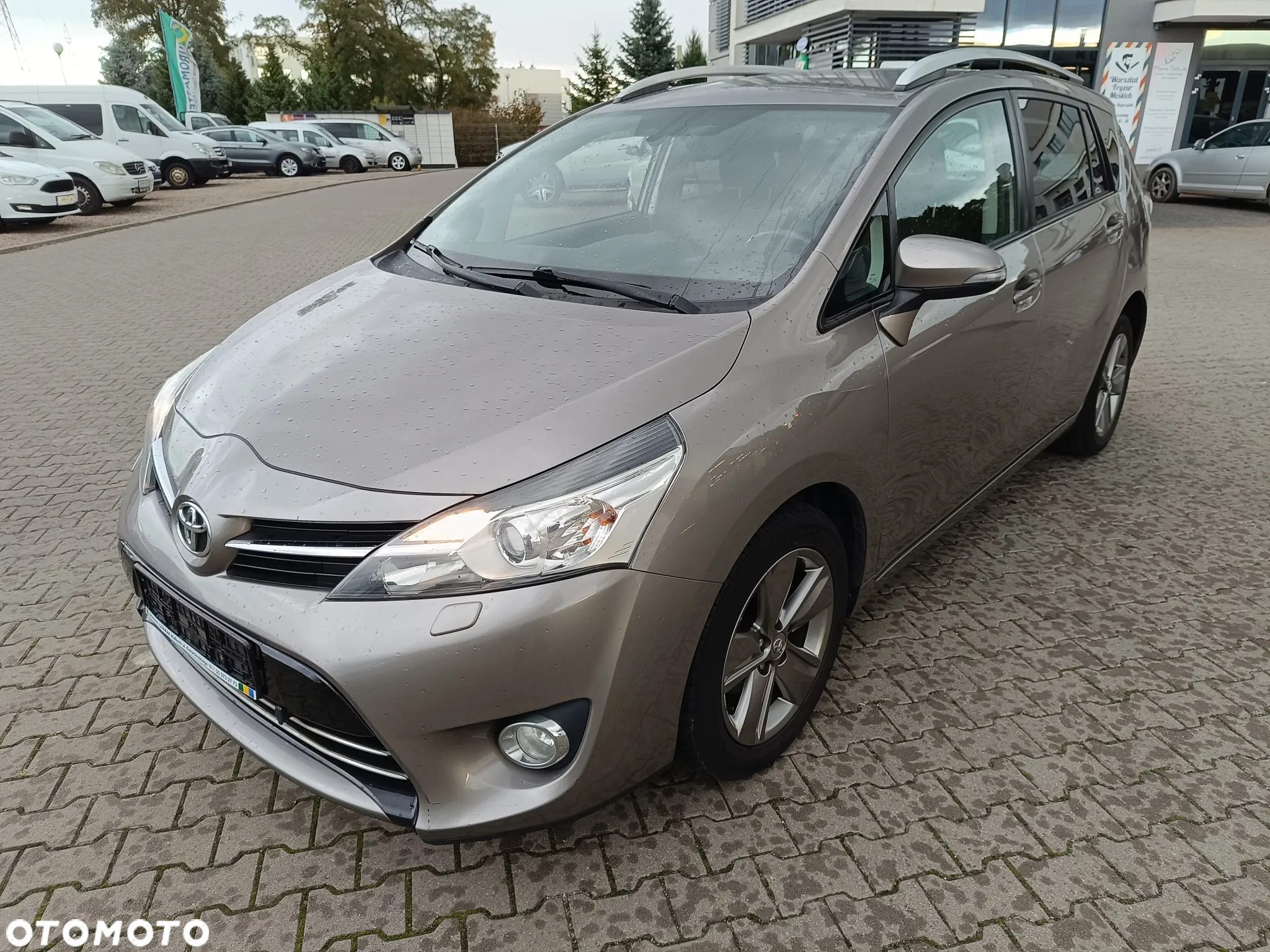 Toyota Verso - 2