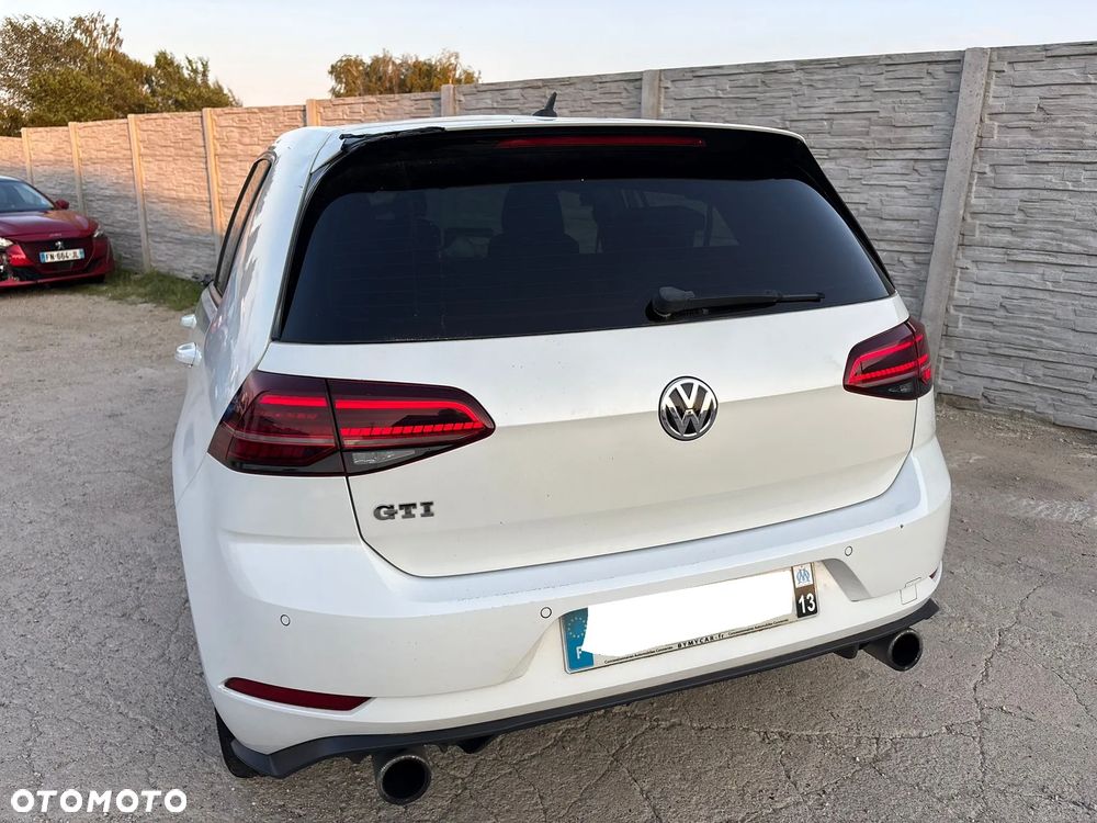 Volkswagen Golf GTI (BlueMotion Technology) DSG - 19