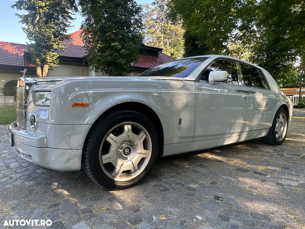 Rolls-Royce Phantom - 40