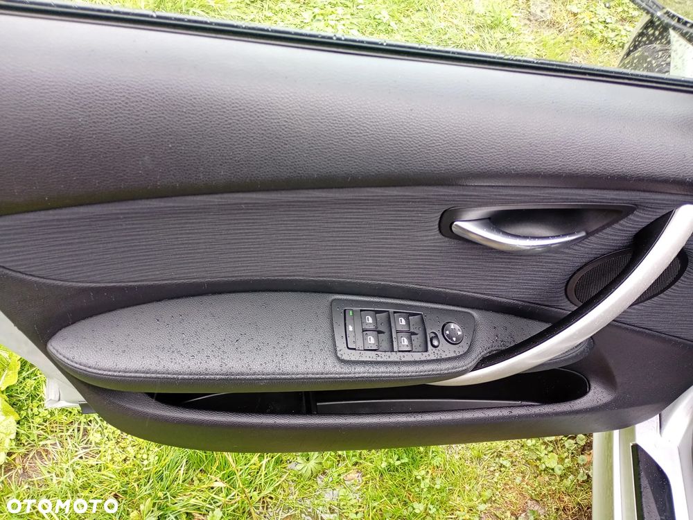 BMW Seria 1 118i - 5
