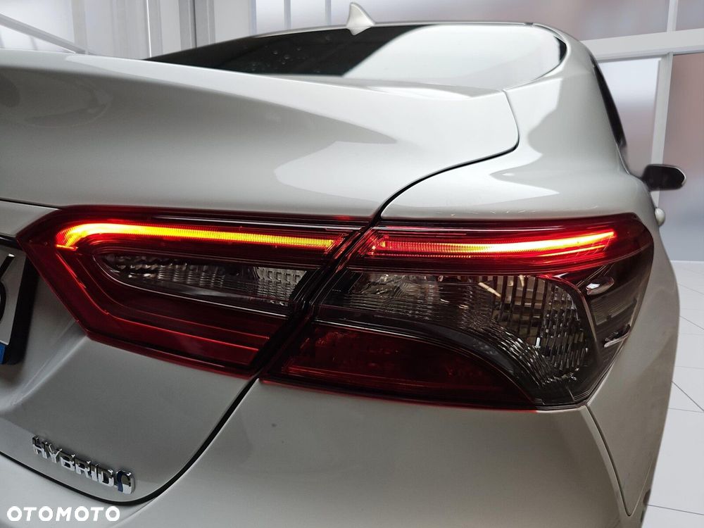 Toyota Camry 2.5 Hybrid Prestige CVT - 34